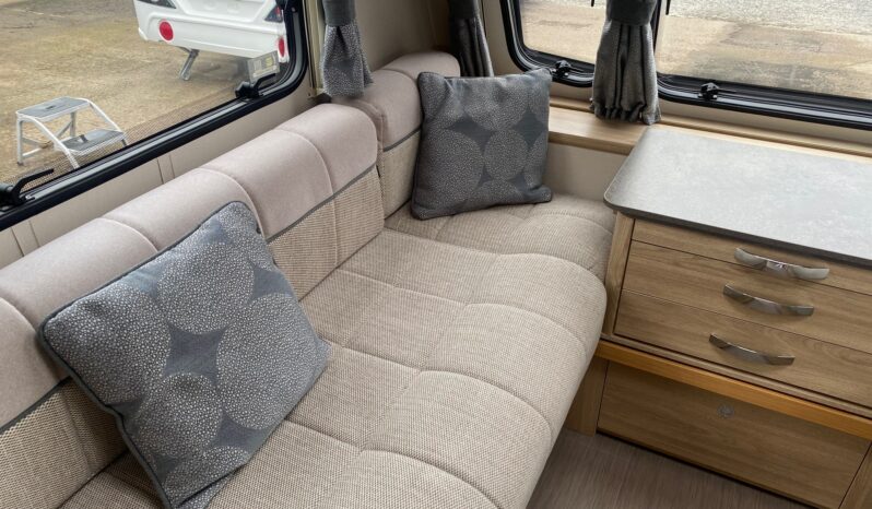 Elddis Avante 586 full