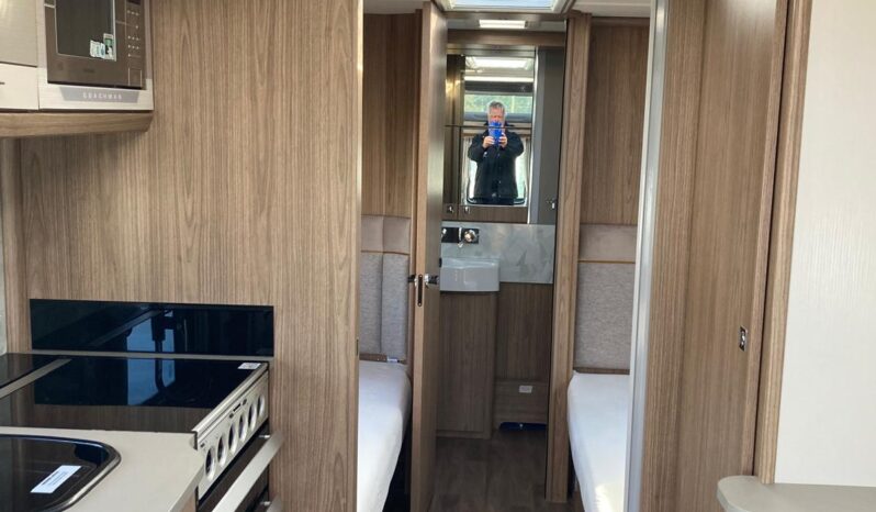 Coachman VIP 565 full