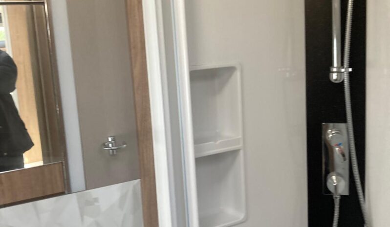 Coachman VIP 565 full